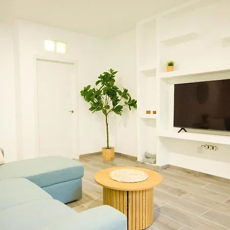 Apartment Casa Vica - By Az